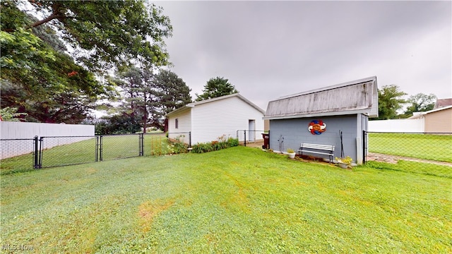 500 Elm St, Belpre, OH 45714 - fenced backyard featuring a gate