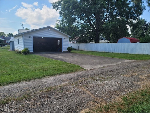 500 Elm St, Belpre, OH 45714 - view of garage