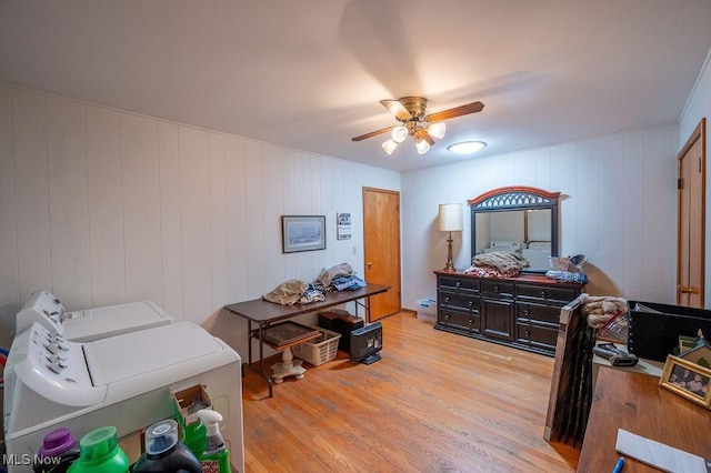 3800 7th Ave, Vienna, WV 26105 - home office featuring light wood-style floors, a ceiling fan, and independent washer and dryer