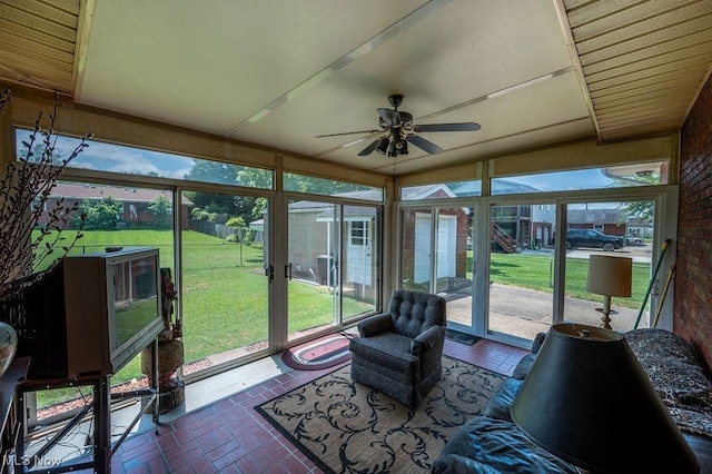 3800 7th Ave, Vienna, WV 26105 - sunroom / solarium featuring a ceiling fan and lofted ceiling