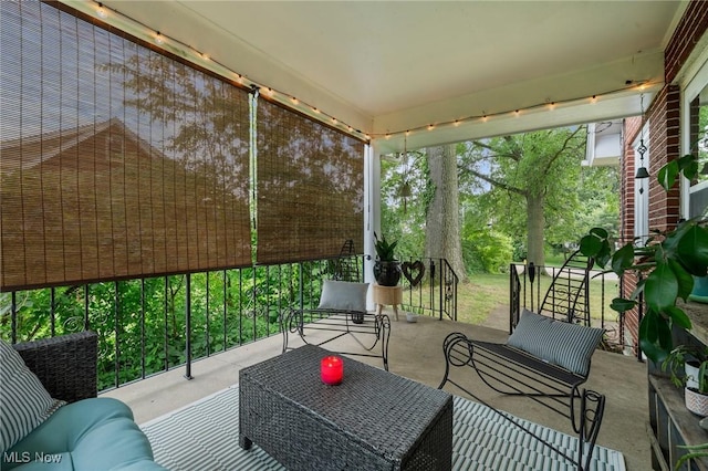 903 Robinson Ave, Barberton, OH 44203 - view of sunroom / solarium