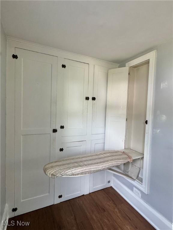 825 Summit St, Salem, OH 44460 - mudroom featuring dark wood-style flooring