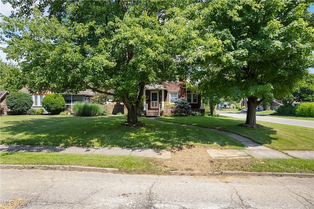 302 Poplar Ave, Canton, OH 44708 - photo 2