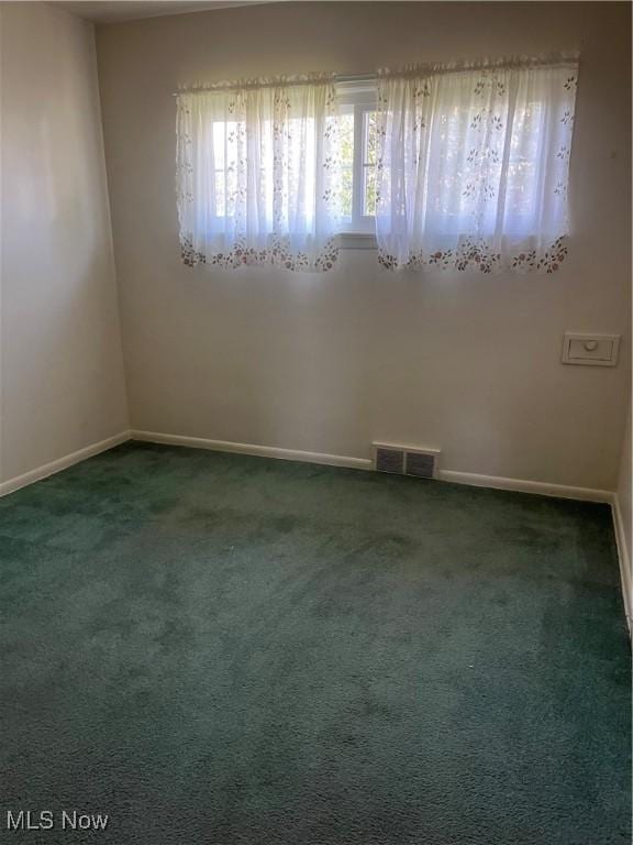 30326 Royalview Dr, Willowick, OH 44095 - photo 12