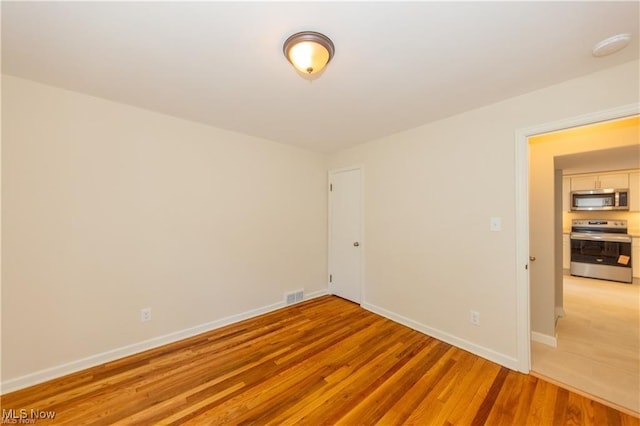 3488 Meadowbrook Blvd, Cleveland Heights, OH 44118 - photo 18