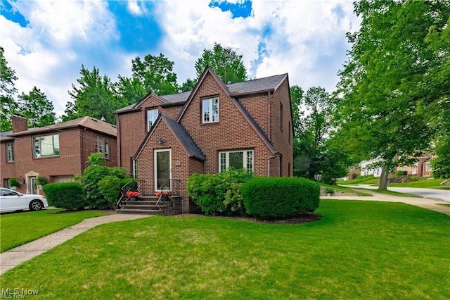 3488 Meadowbrook Blvd, Cleveland Heights, OH 44118 - photo 1