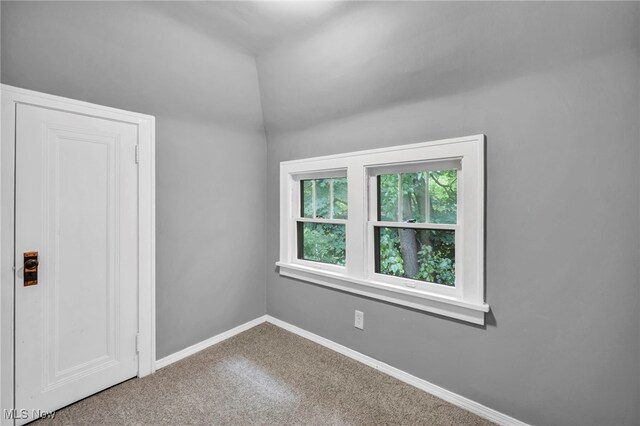 1386 Sunset Rd, Mayfield Heights, OH 44124 - photo 14