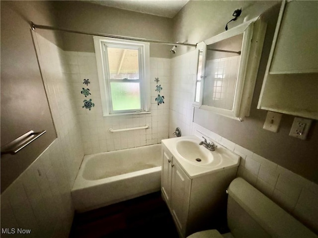 11919 Marne Ave, Cleveland, OH 44111 - photo 9