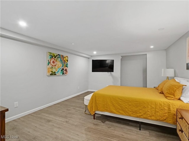 5265 Bellview St, Maple Heights, OH 44137 - bedroom featuring recessed lighting and wood finished floors