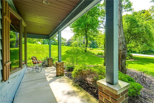 2577 Sweitzer Rd, Uniontown, OH 44685 - photo 39