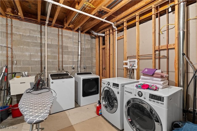 112 Caraplace, Wintersville, OH 43953 - laundry area with separate washer and dryer