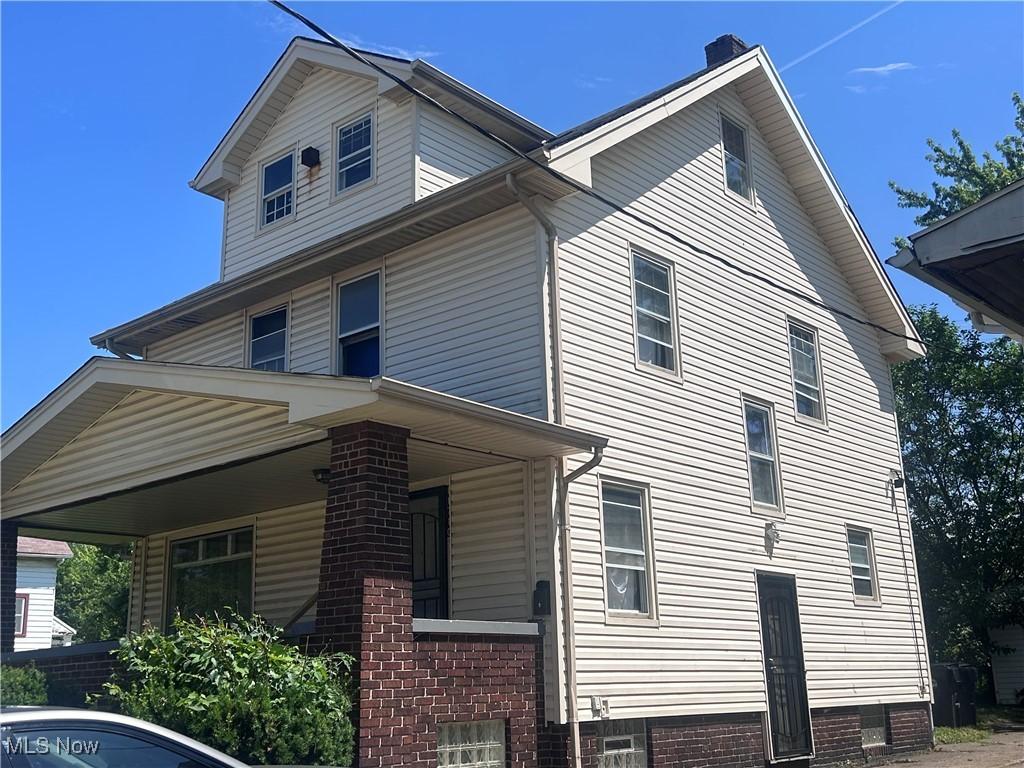 11710 Angelus Ave, Cleveland, OH 44105 - photo 3