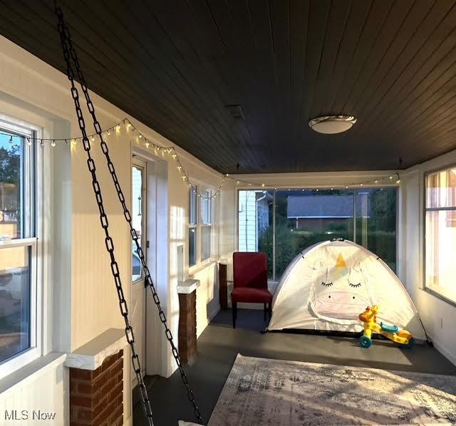 21430 Lakeshore Blvd, Euclid, OH 44123 - view of sunroom