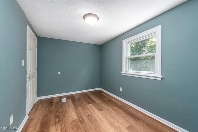 18406 Flamingo Ave, Cleveland, OH 44135 - photo 33