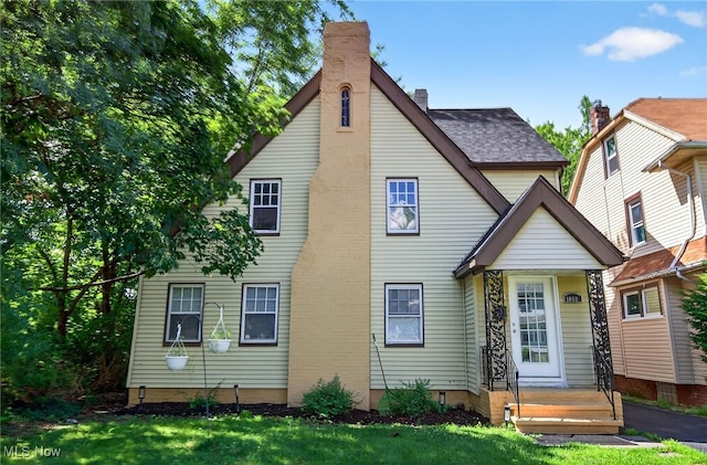 1068 Nela View Rd, Cleveland Heights, OH 44112 - photo 1