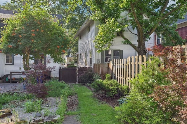 1298 W 114th St, Cleveland, OH 44102 - photo 32
