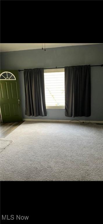 607 N 8th St, Cambridge, OH 43725 - view of carpeted spare room