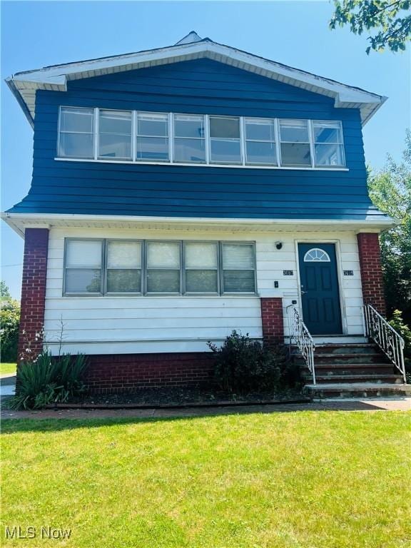 3697 Menlo Rd, Shaker Heights, OH 44120 - photo 1