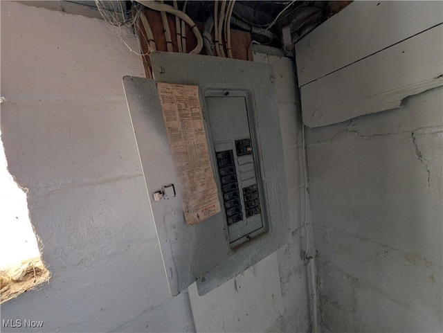 1105 Collinwood Ave, Akron, OH 44310 - photo 28