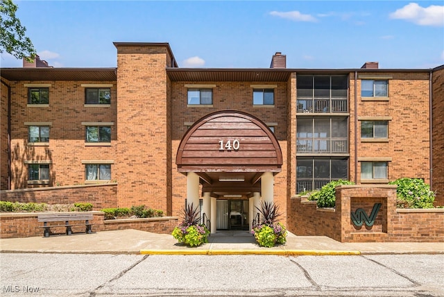140 Fox Hollow Dr Unit 206C, Mayfield Heights, OH 44124 - view of apartment building / complex