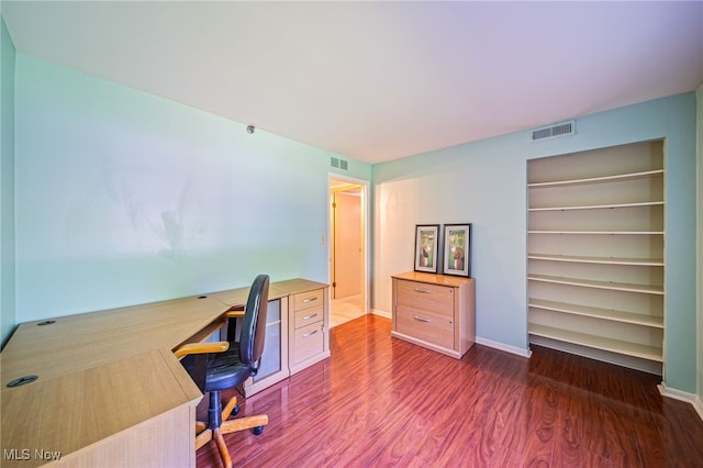 140 Fox Hollow Dr Unit 206C, Mayfield Heights, OH 44124 - unfurnished office featuring dark wood-style floors and baseboards