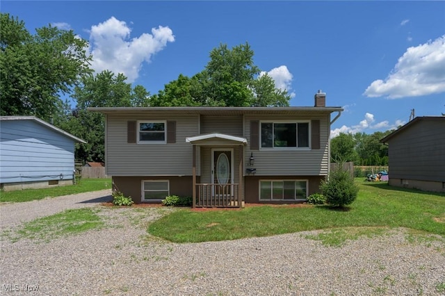 579 Chestnut St, Newcomerstown, OH 43832 - photo 1