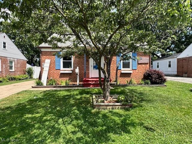 297 Chestnut St, Painesville, OH 44077 - photo 2