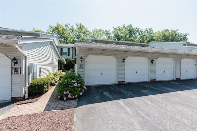 6131 Center St Unit 106, Mentor, OH 44060 - view of garage