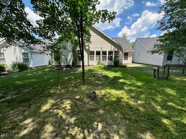 12179 Nutmeg Ln, North Royalton, OH 44133 - photo 3