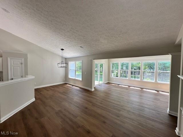 12179 Nutmeg Ln, North Royalton, OH 44133 - photo 5