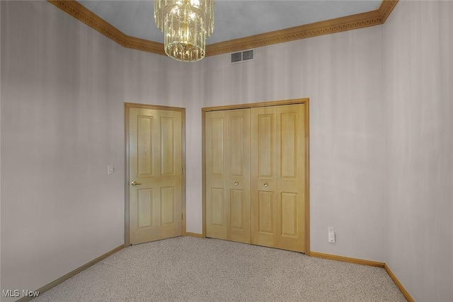 20 Golf View Ln, North Olmsted, OH 44070 - unfurnished bedroom featuring carpet floors, a chandelier, and a closet