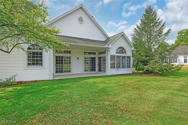 20 Golf View Ln, North Olmsted, OH 44070 - back of house featuring a patio area and a yard