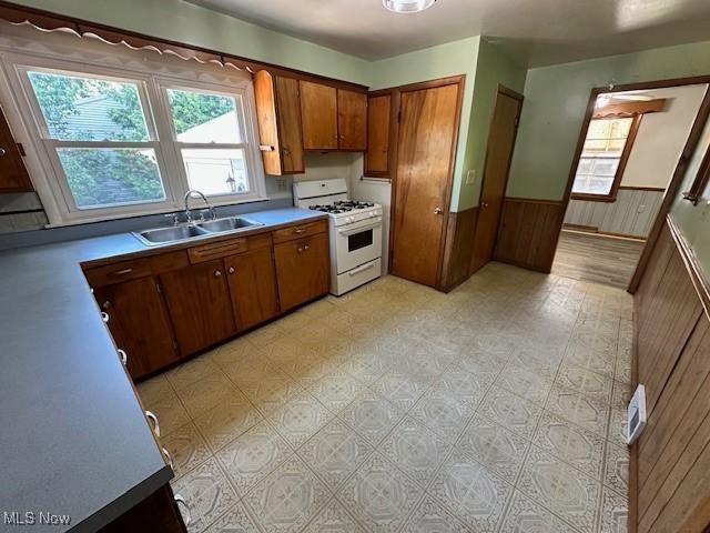 7585 Pyle S Amherst Rd, Amherst, OH 44001 - photo 11