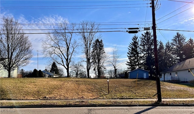 Maple St W, North Canton, OH 44720