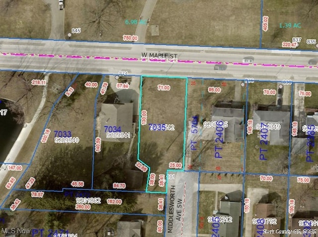 Maple St W, North Canton, OH 44720