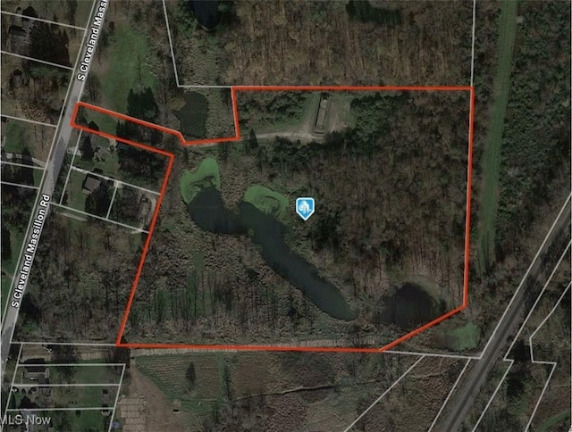 7395 S Cleveland Massillon Rd, Clinton, OH 44216