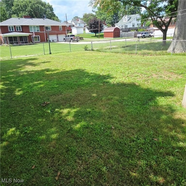 3303 Hemlock St, Parkersburg, WV 26101 - view of yard