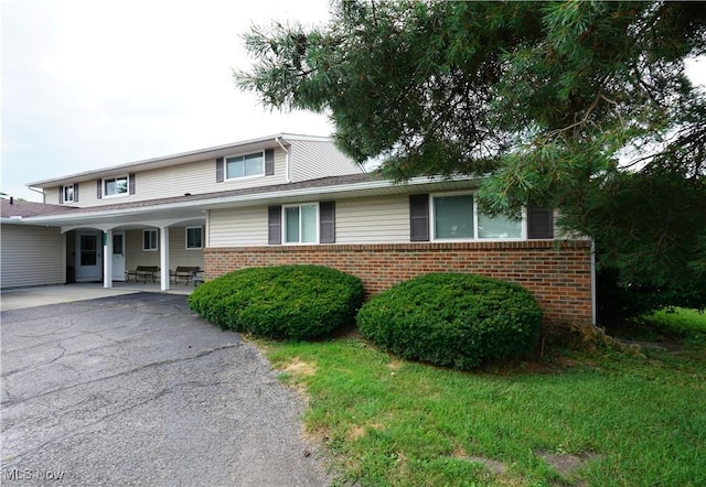 8749 W Ridge Rd, Elyria, OH 44035 - photo 1