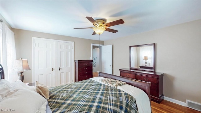 3622 Northcliffe Rd, University Heights, OH 44118 - bedroom with a closet, wood finished floors, and ceiling fan