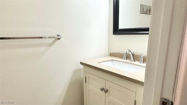 7135 N Holmes Pl, Concord, OH 44077 - bathroom featuring vanity