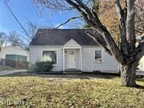 700 Kennebec Ave, Akron, OH 44305 - view of front of home featuring a front lawn