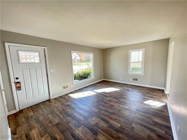 700 Kennebec Ave, Akron, OH 44305 - photo 2