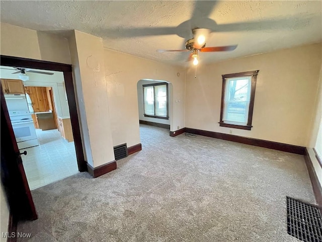 514 Rothrock Ave, Akron, OH 44314 - photo 2