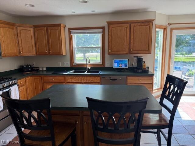 7813 Empire Ct, Holland, OH 43528 - photo 11