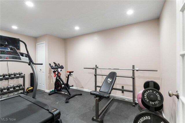 4276 Brownstone Ln, Medina, OH 44256 - workout area featuring recessed lighting and baseboards