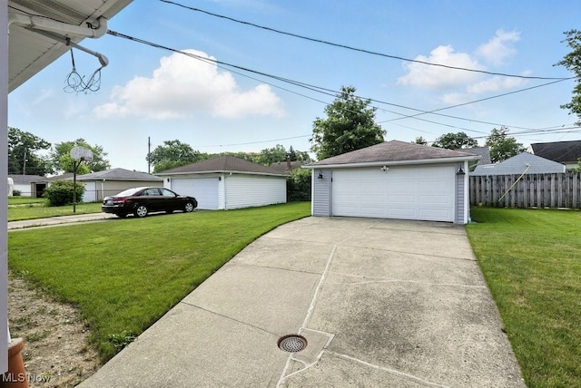 13806 Carpenter Rd, Garfield Heights, OH 44125 - view of detached garage