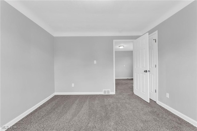 3670 E 138th St, Cleveland, OH 44120 - carpeted spare room with baseboards