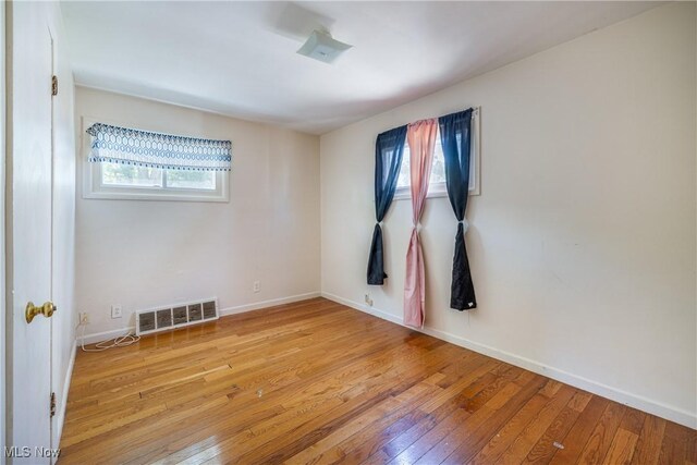 13604 Oak Park Blvd, Garfield Heights, OH 44125 - photo 10