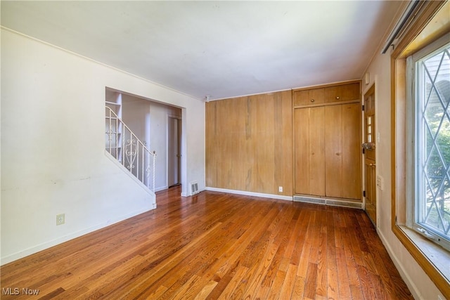 13604 Oak Park Blvd, Garfield Heights, OH 44125 - photo 4