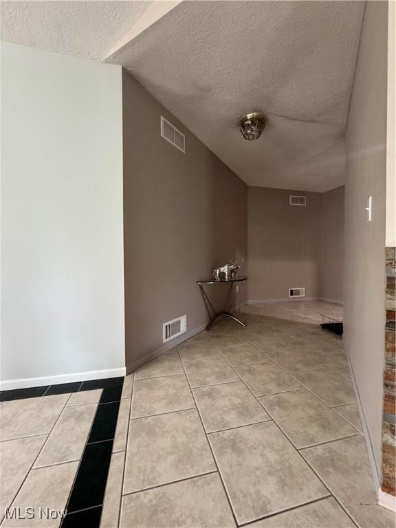 3871 Northwoods Ct NE, Warren, OH 44483 - photo 11